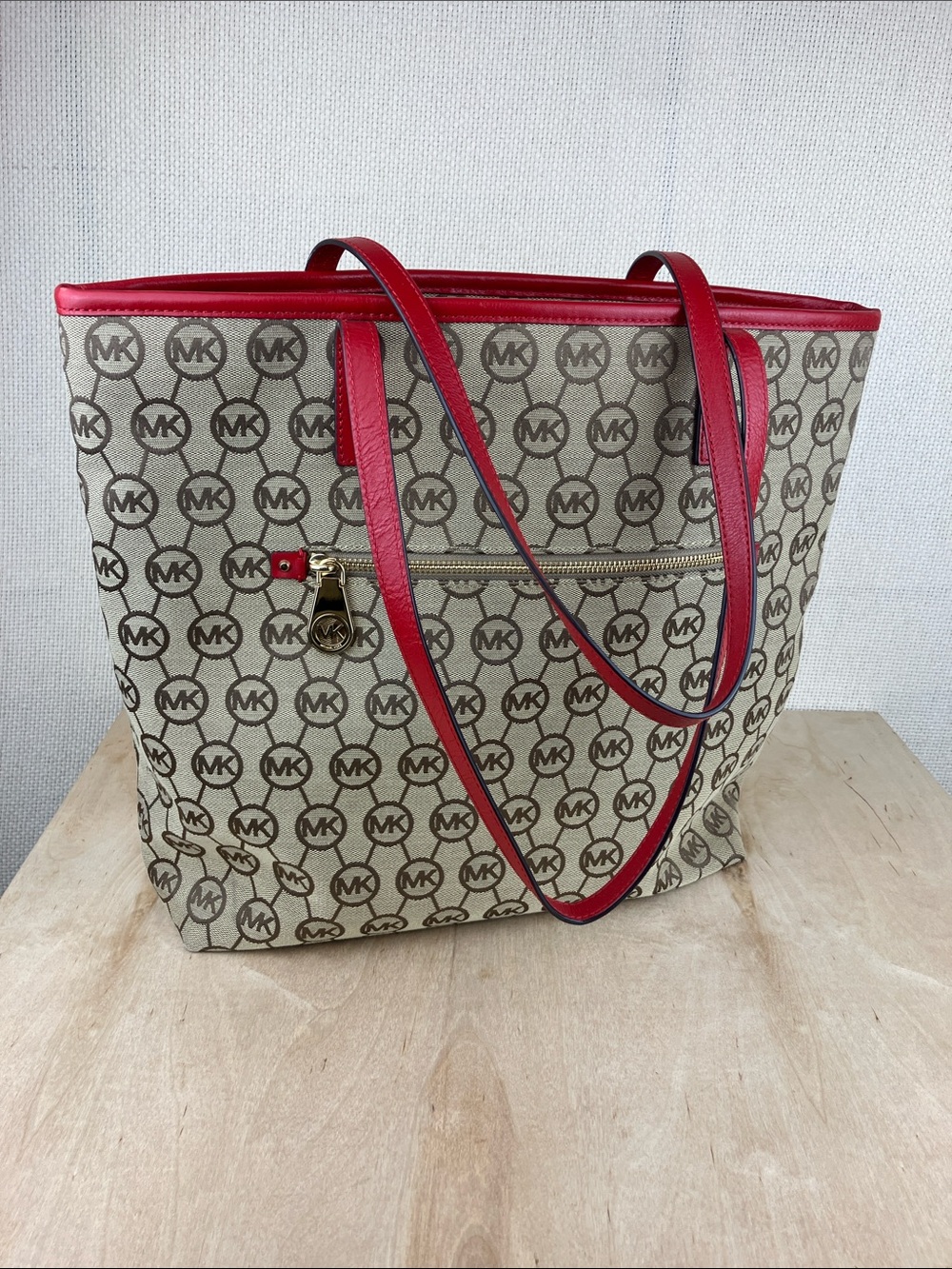 Michael Kors Montauk Large Tote Bag Beige Monogram Red Leather Trim